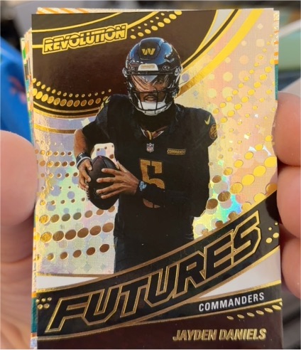 2025 Panini Revolution #5 Jayden Daniels — front