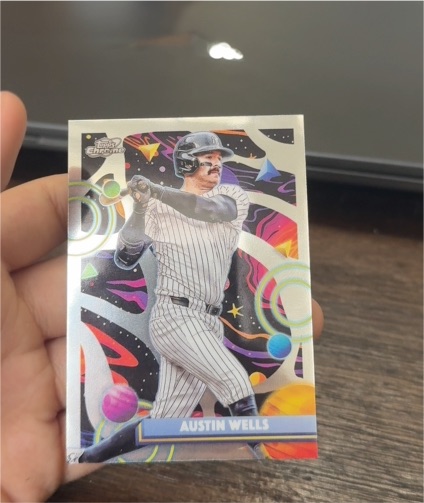 2025 Topps Chrome Cosmic #14 Austin Wells — front