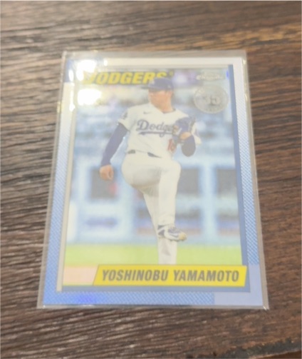 2025 Topps Chrome Update #90CU-14 Yoshinobu Yamamoto — front