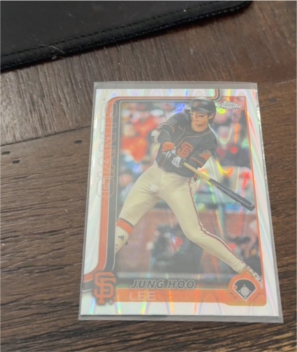 2025 Topps Chrome #119 Jung Hoo Lee — front