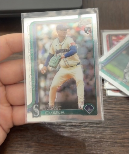 2025 Topps Chrome Update #USC194 Logan Evans — front
