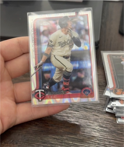 2025 Topps Chrome #234 Brooks Lee — front