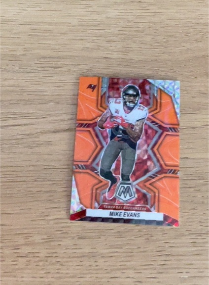 2022 Panini Mosaic #M Mike Evans — front