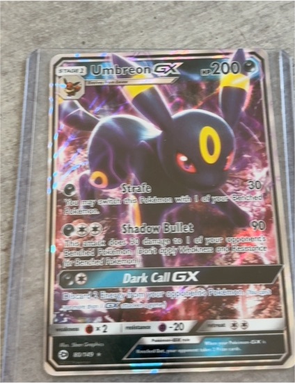 2017 Pokémon Sun & Moon #80 Umbreon GX — front