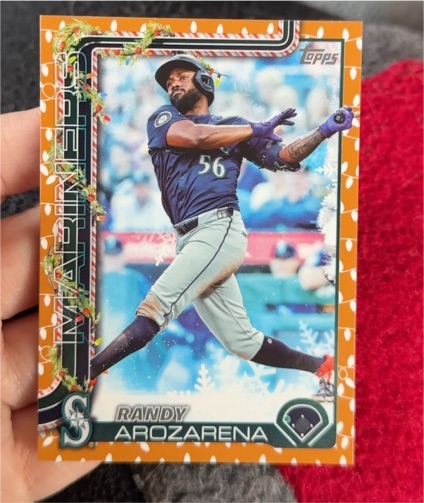 2025 Topps Holiday #H122 Randy Arozarena — front