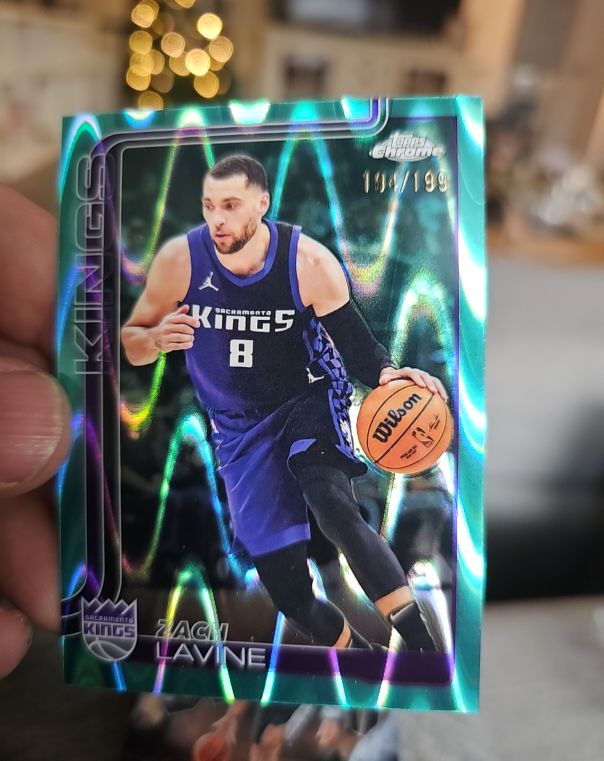 2025 Topps Chrome #194 Zach LaVine — front