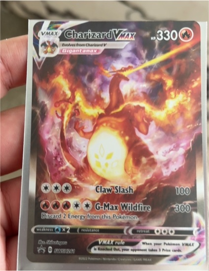 2022 Pokémon Sword & Shield Promo #SWSH261 Charizard VMAX — front