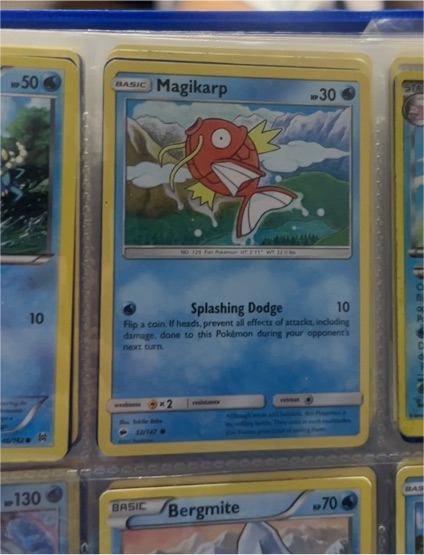 2017 Pokémon TCG Burning Shadows #32 Magikarp — front