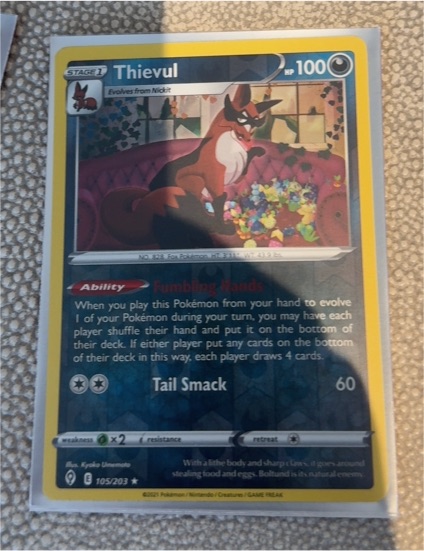 2021 Pokémon SWSH Evolving Skies #105 Thievul — front