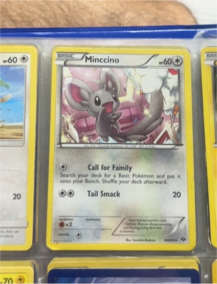 2011 Pokémon Black & White #84 Minccino — front