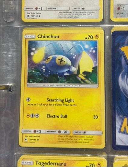2017 Pokémon Sun & Moon #49 Chinchou — front
