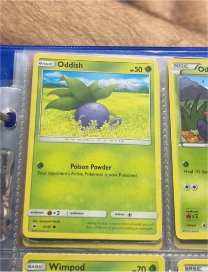 2017 Pokemon Sun & Moon Burning Shadows #4 Oddish — front