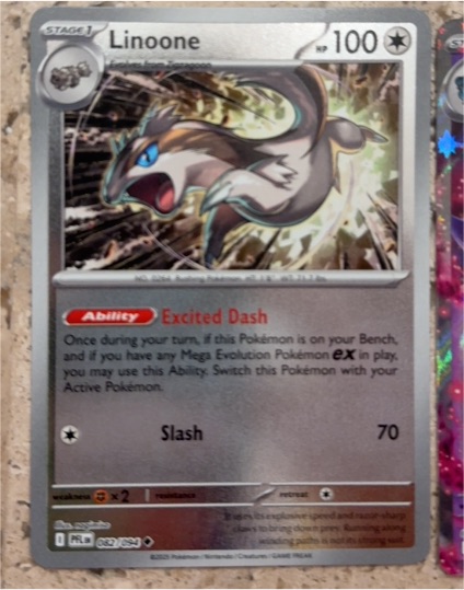 2023 Pokémon TCG Phantasmal Flames #82 Linoone Reverse Holo — front