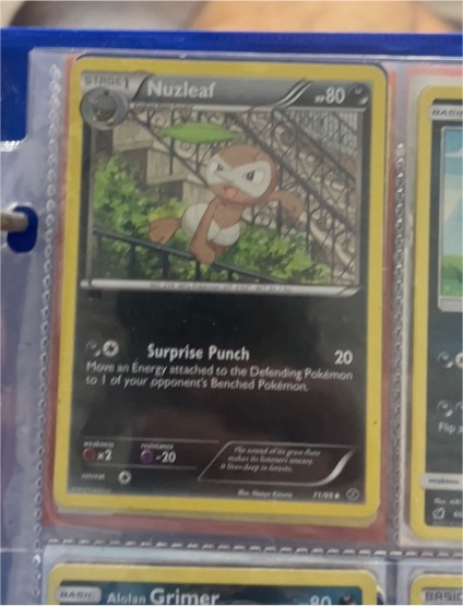 2012 Pokémon Black & White Next Destinies #71 Nuzleaf — front