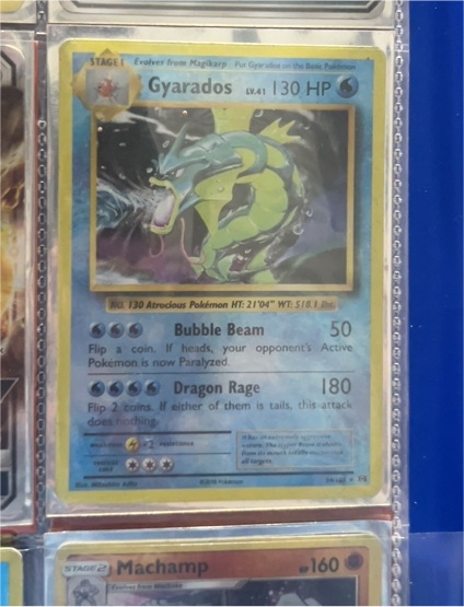 1999 Pokémon #6 Gyarados — front