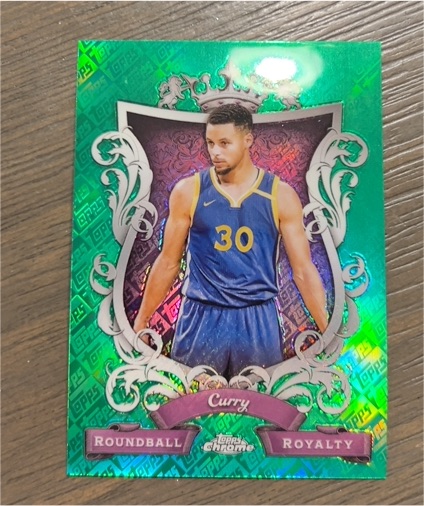 2023-24 Topps Chrome #RR-20 Stephen Curry Roundball Royalty Green Refractor — front