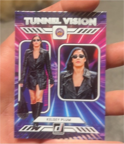 2025 Panini Donruss WNBA #3 Kelsey Plum Tunnel Vision — front