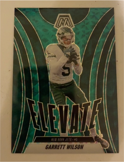 2025 Panini Mosaic #19 Garrett Wilson Elevate Mosaic Green — front