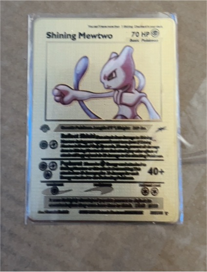 1999 Pokémon #10 Shining Mewtwo — front