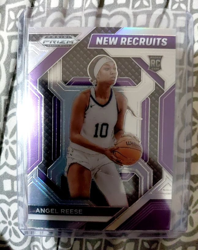2024 Panini Prizm Draft Picks New Recruits #24 Angel Reese — front