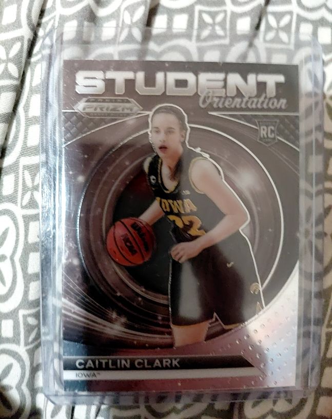 2024 Panini Prizm Draft Picks Student Orientation #22 Caitlin Clark — front