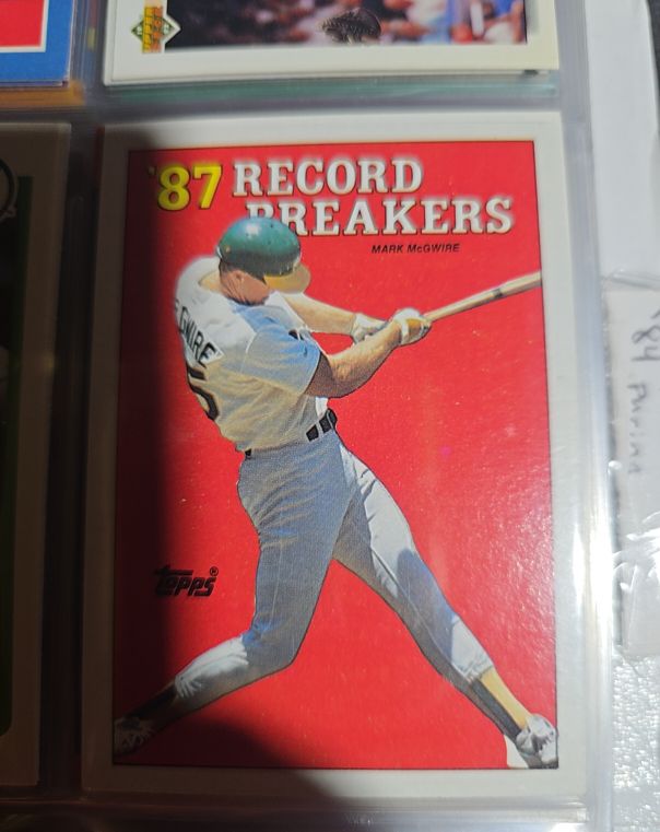 1988 Topps #3 Mark McGwire '87 Record Breakers — front