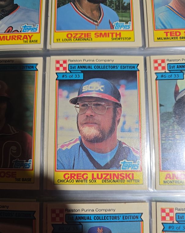1984 Topps Ralston Purina #5 Greg Luzinski — front