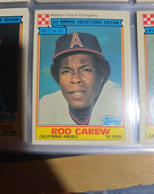 1984 Topps Ralston Purina #17 Rod Carew — front