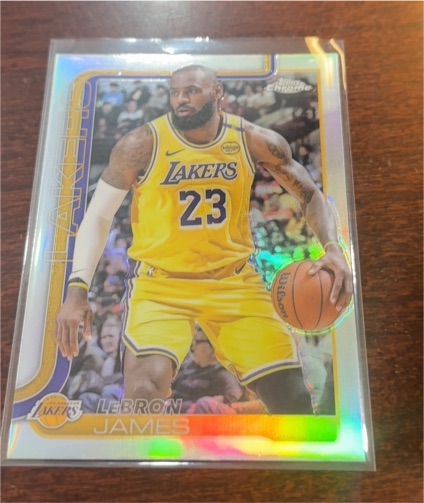 2025-26 Topps Chrome #127 LeBron James — front