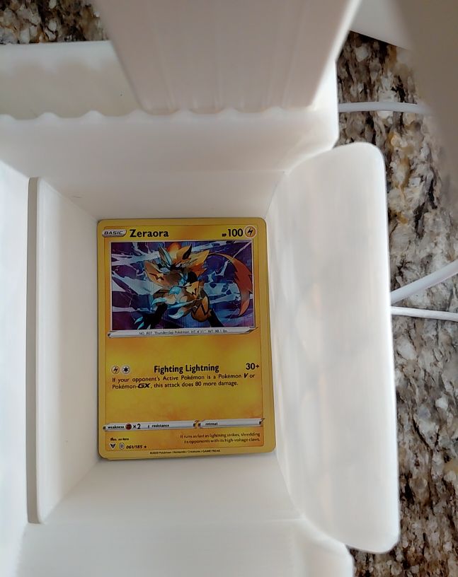2021 Pokémon SWSH Vivid Voltage #061 Zeraora — front