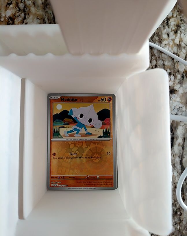 2023 Pokémon Scarlet & Violet #110 Meditite — front