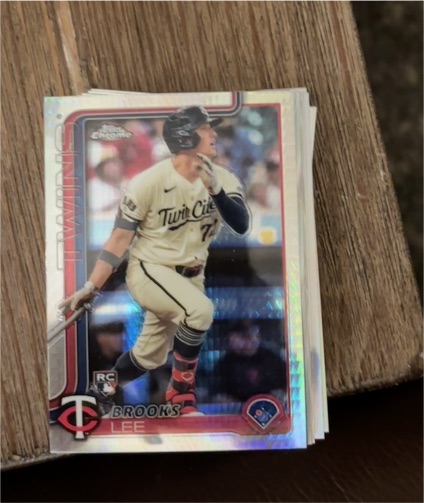 2025 Topps Chrome #234 Brooks Lee — front