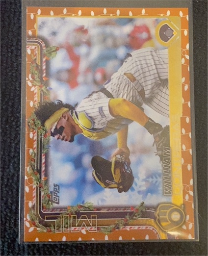 2025 Topps Holiday #H21 William Contreras — front