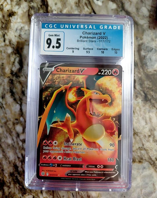 2022 Pokemon Brilliant Stars #017 Charizard V — front