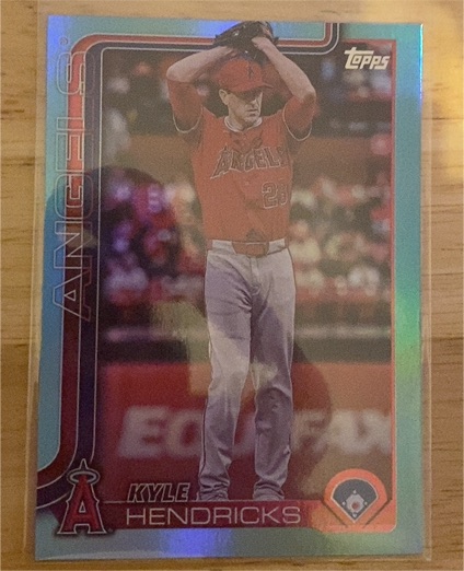 2025 Topps Update #US136 Kyle Hendricks — front