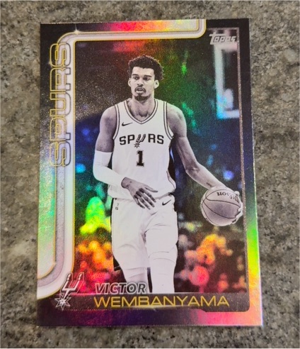 2025-26 Topps #195 Victor Wembanyama — front