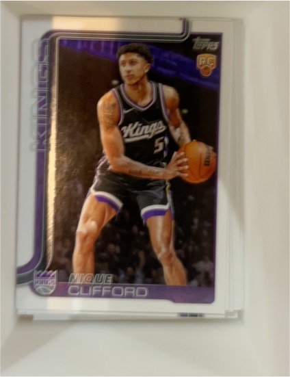 2025-26 Topps #224 Nique Clifford — front