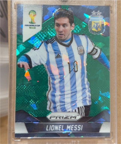 2014 Panini Prizm World Cup #12 Lionel Messi — front