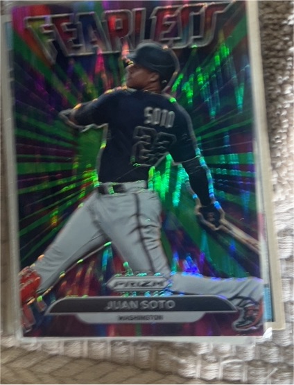 2022 Panini Prizm Fearless #FL-11 Juan Soto — front