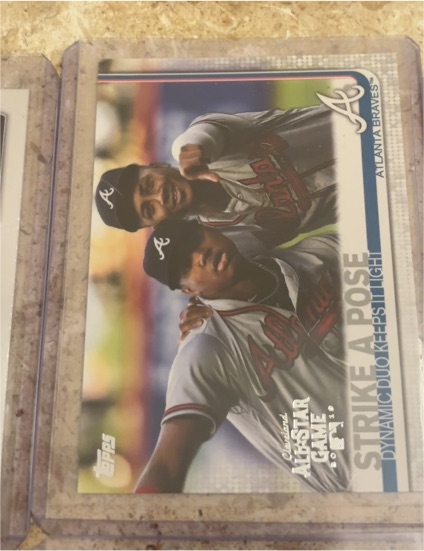 2019 Topps Strike a Pose #508 Ronald Acuna Jr. & Ozzie Albies — front