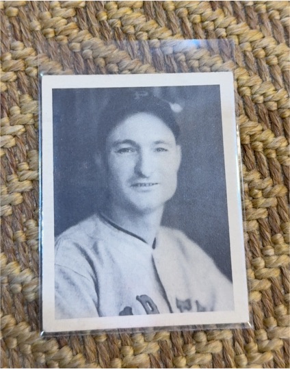 1939 Play Ball #89 Lloyd Waner — front