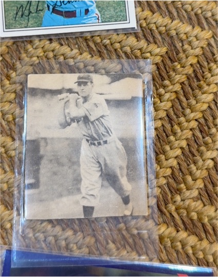 1909 Spalding Gallery Portrait #1 Nap Lajoie — front