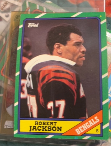 1986 Topps #266 Robert Jackson — front