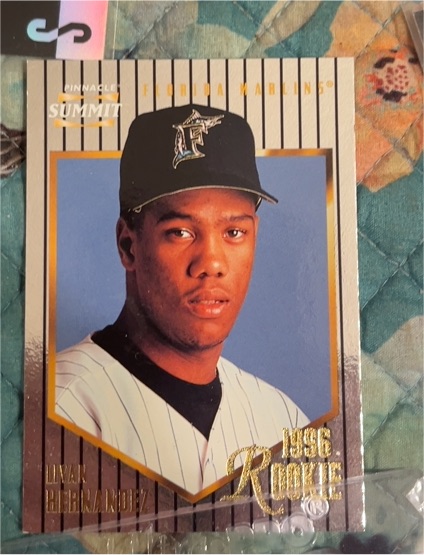 1996 Pinnacle Summit #172 Livan Hernandez — front