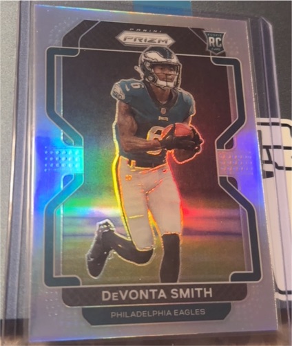 2021 Panini Prizm #335 DeVonta Smith — front