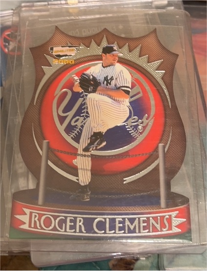 2000 Pacific Revolution MLB Icons Die Cut #14 Roger Clemens — front