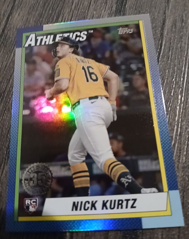 2025 Topps Update #U90-17 Nick Kurtz — front