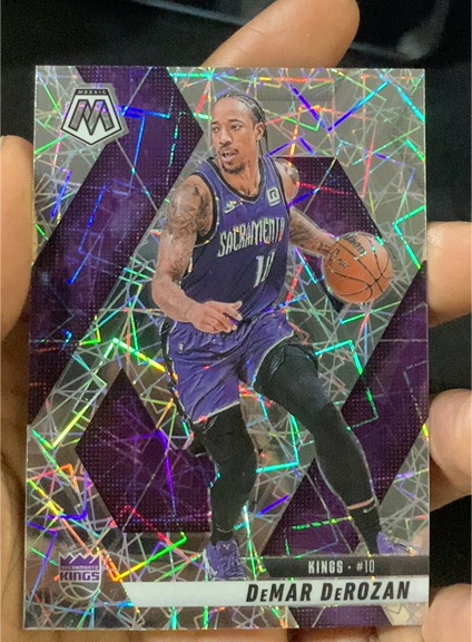 2024-25 Panini Mosaic #10 DeMar DeRozan — front