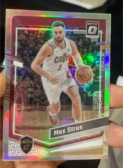 2023-24 Panini Donruss Optic #38 Max Strus — front