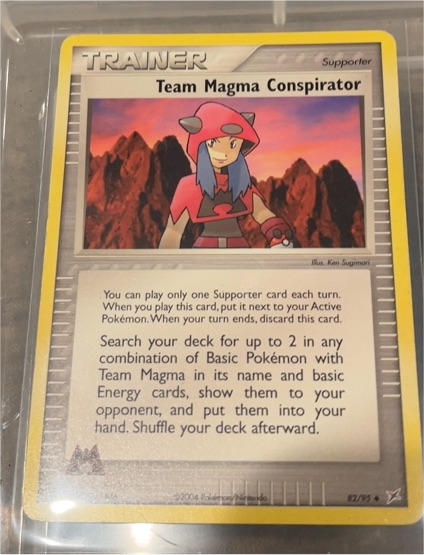 2004 Pokémon EX Team Magma vs Team Aqua #82 Team Magma Conspirator — front